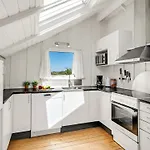 Maxie - 1-2km From The Sea By Interhome