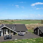 Maxie - 1-2km From The Sea By Interhome