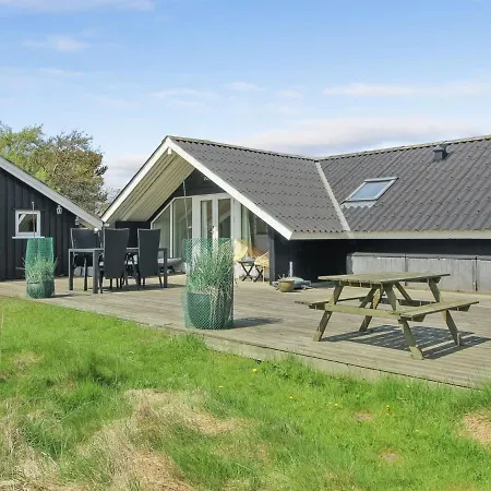 Holiday home Maxie - 1-2km From The Sea In Western Jutland By Interhome Fano